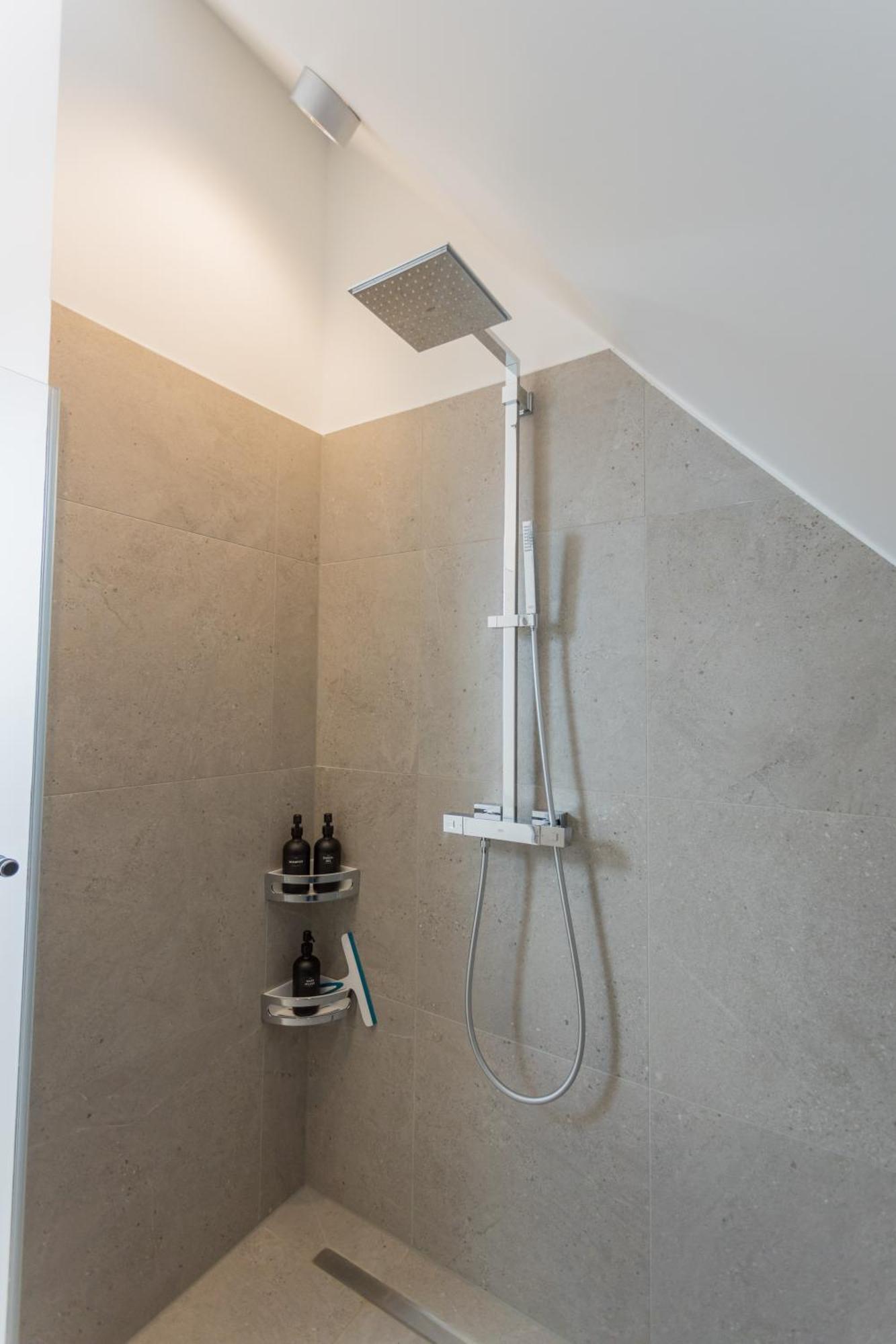 Stilvolles City-Apartment Glocke Людингхаузен Екстериор снимка
